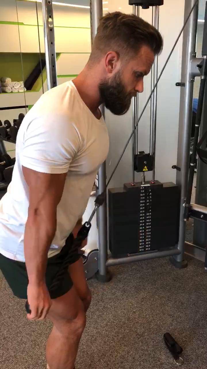 W1/Day4: HIIT + Arms