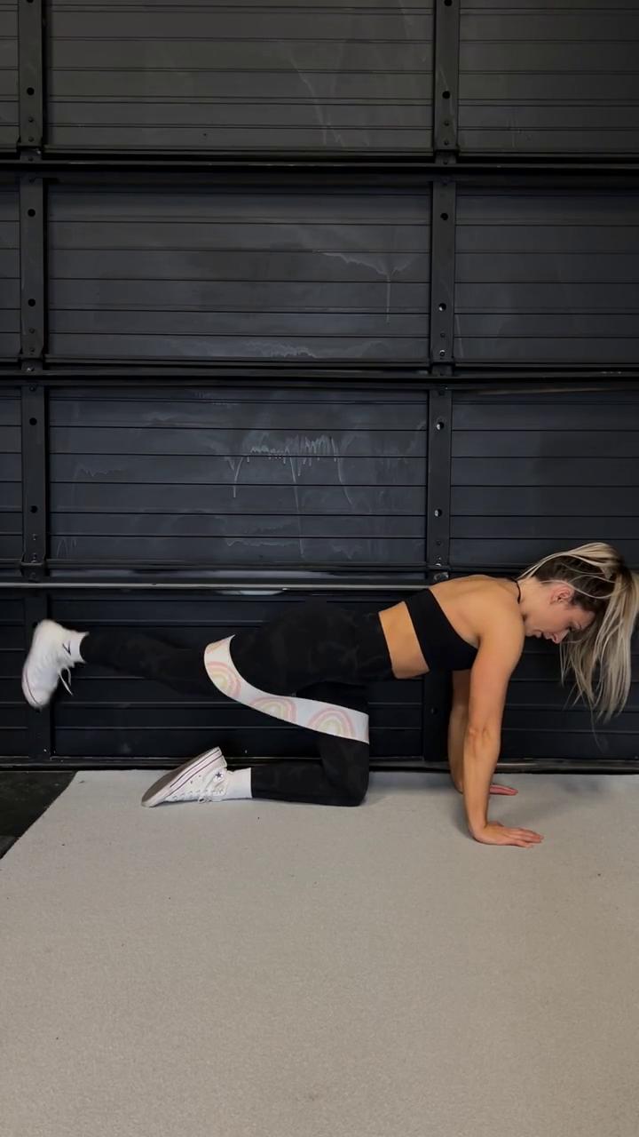 W2 -  Lower 1:  Glutes  & Hamstrings