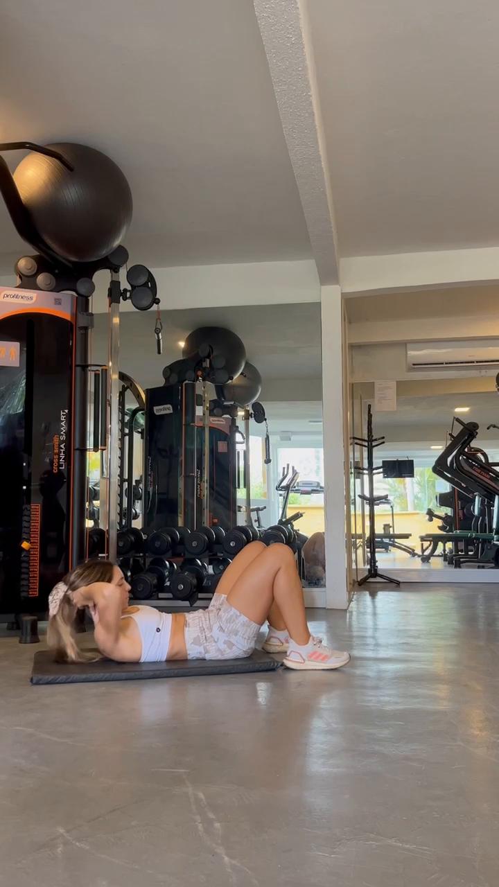 W2/D1 LUNES: leg and booty day 🍑