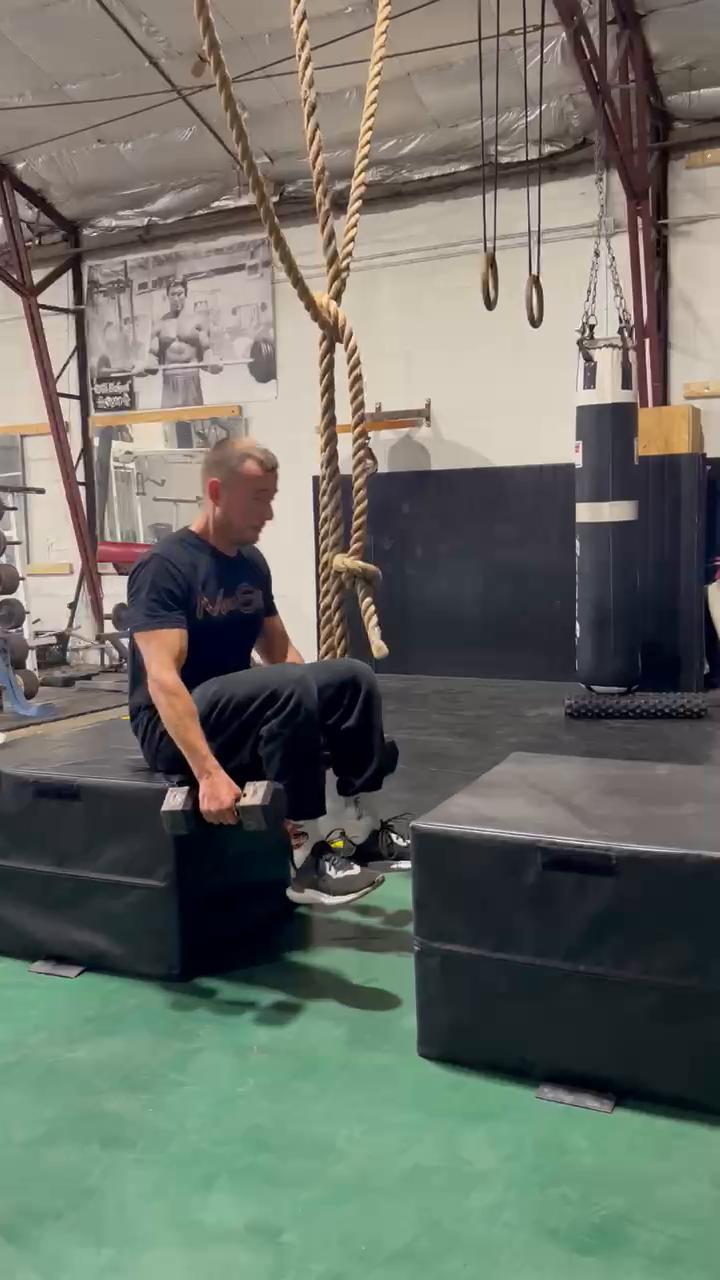 In-Season 8: Week 1 Accessory Lift