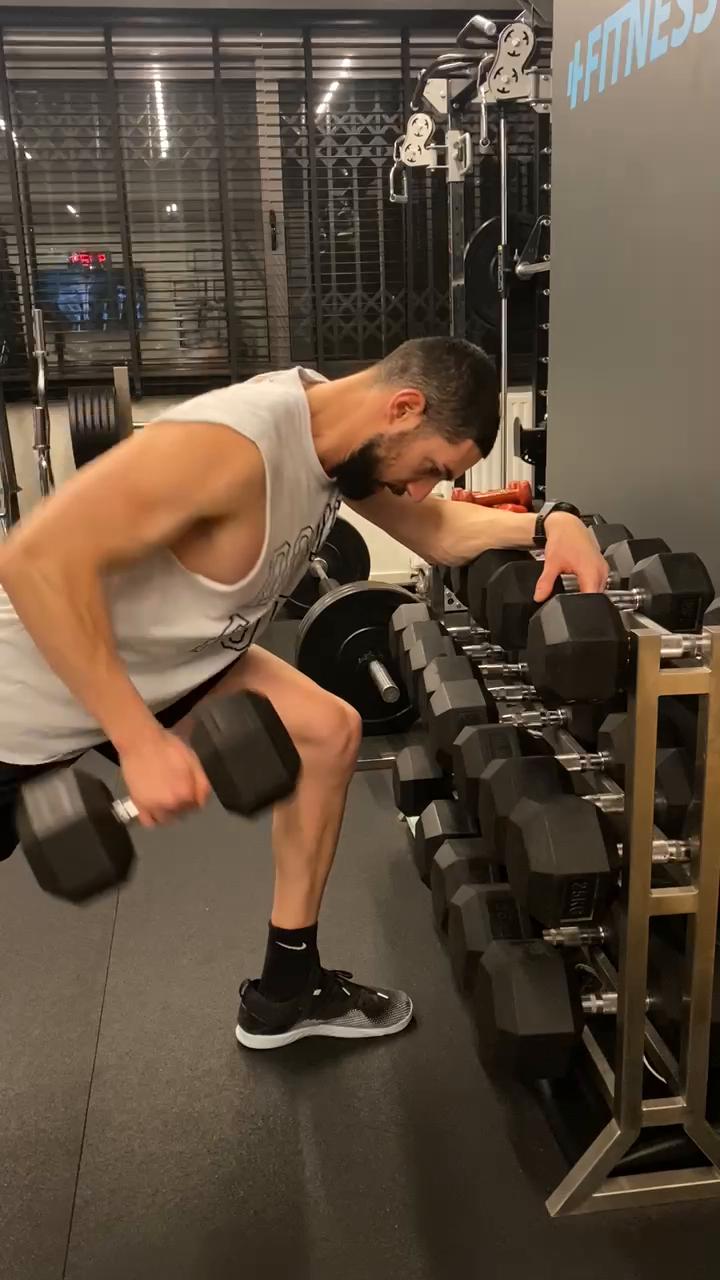W1/D3 - Glutes - Lats - Front Delts - Calves