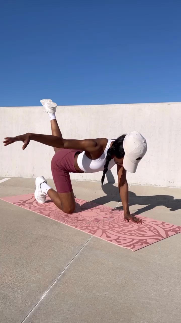 Abs & Glutes