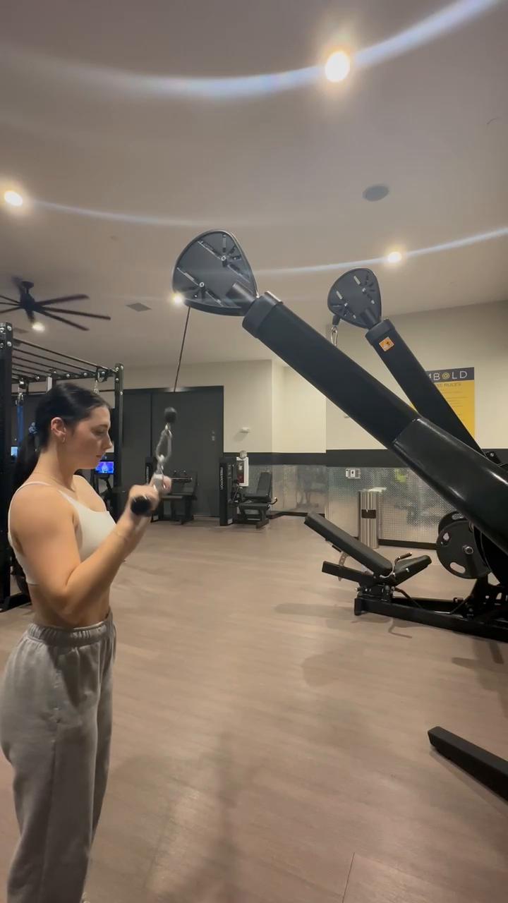 Madfit Tricep Takedown & Chest Command