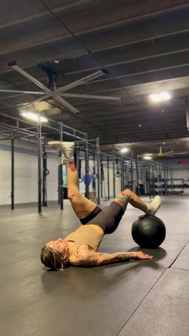 W1 D5 - HIP THRUST/GLUTE FOCUSED