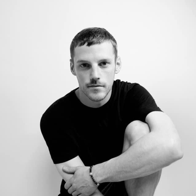 Inhabiting the Asana